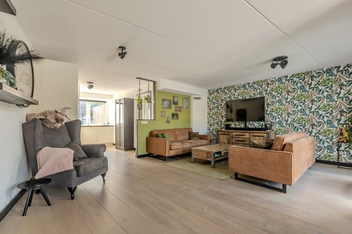 Foto 4 van Stella Agsteribbeland 38