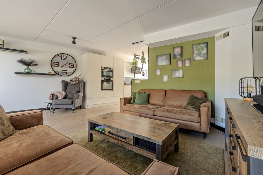 Photo 8 of Stella Agsteribbeland 38