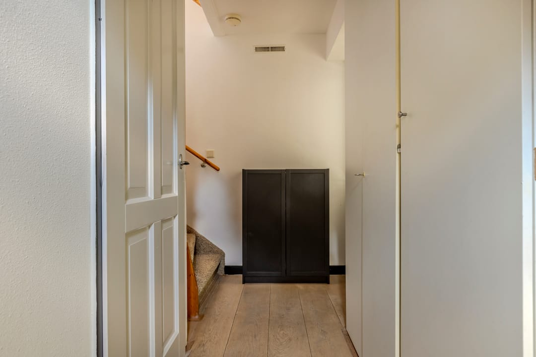 Photo 17 of Stella Agsteribbeland 38