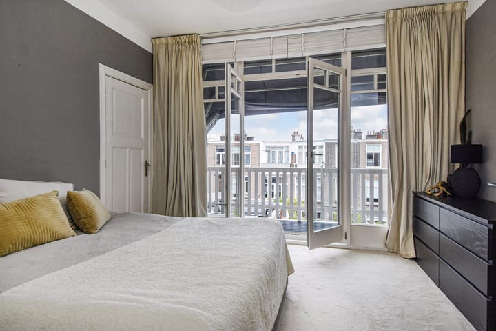 Photo 30 of Frederik Hendriklaan 239