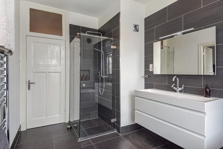 Photo 34 of Frederik Hendriklaan 239