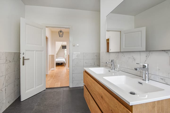 Photo 38 of Frederik Hendriklaan 239