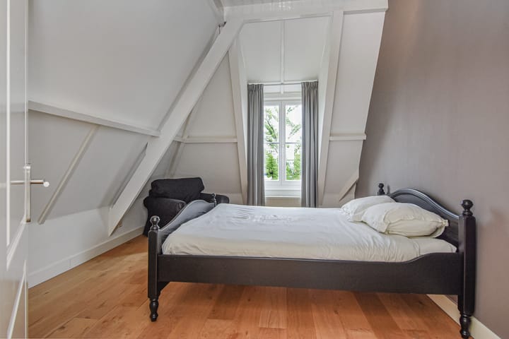 Photo 39 of Frederik Hendriklaan 239