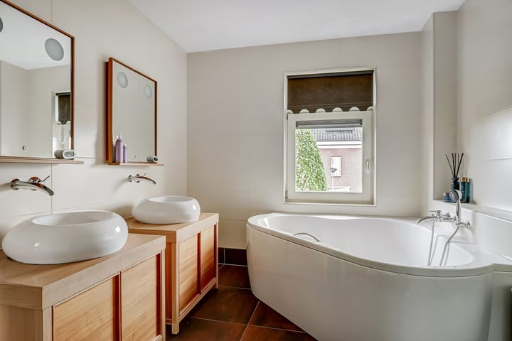 Foto 45 van Hoekweg 6