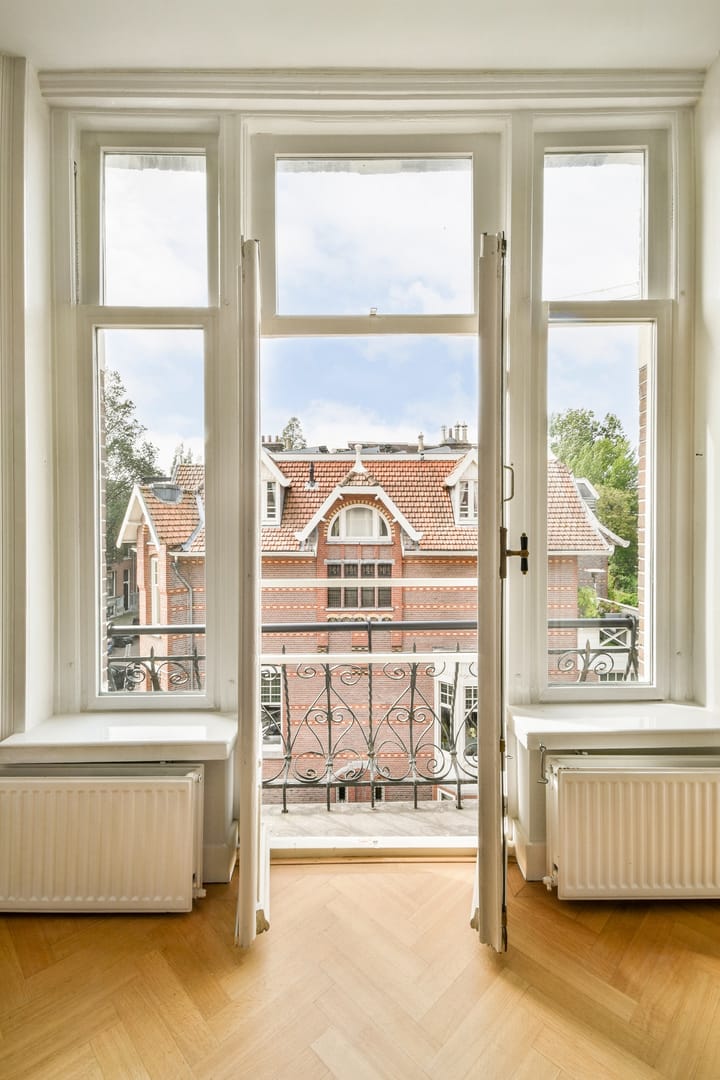 Foto 14 van Jacob Obrechtstraat 1-2