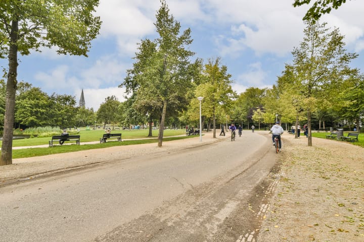 Foto 37 van Jacob Obrechtstraat 1-2