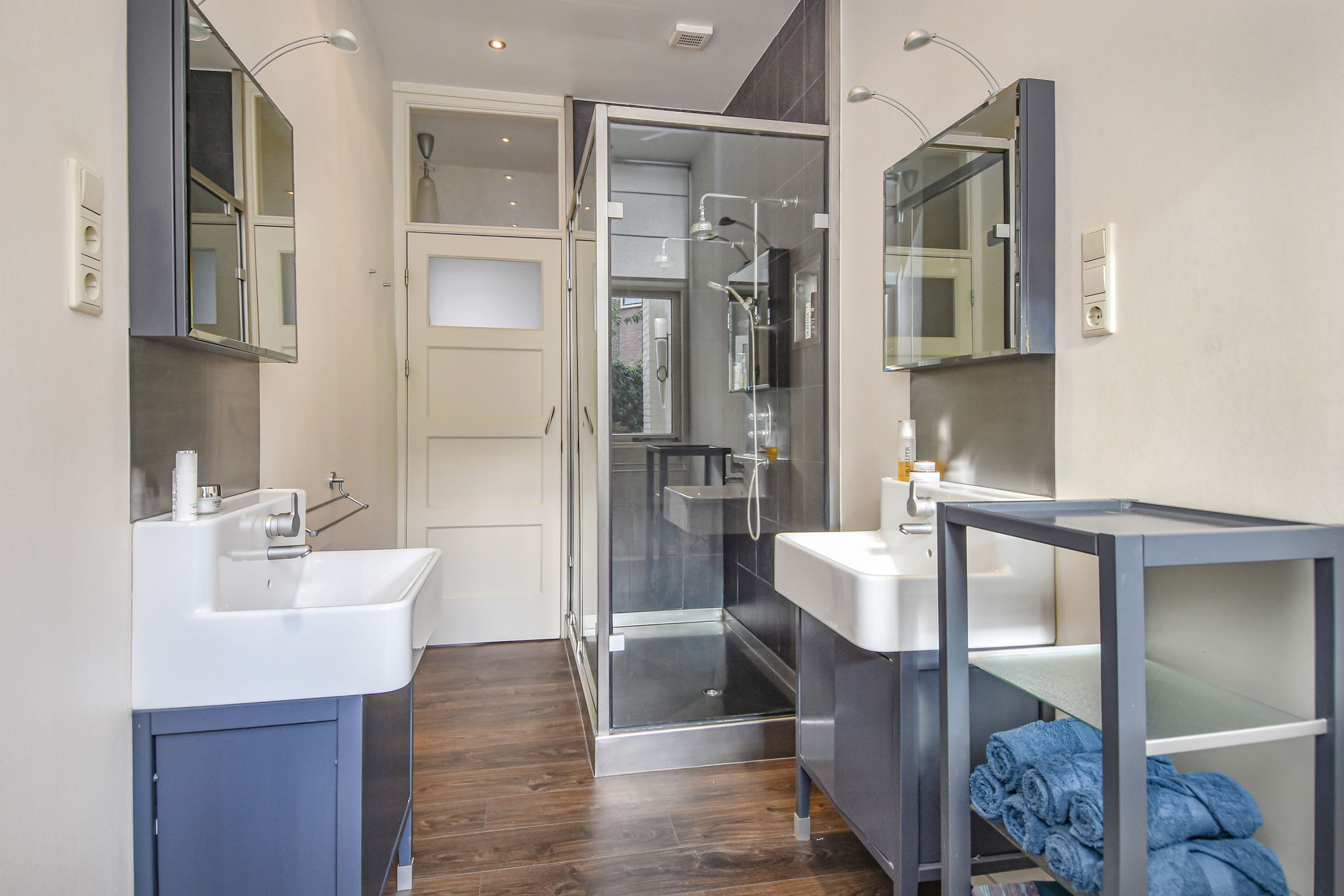 Foto 48 van d'Aumeriestraat 2