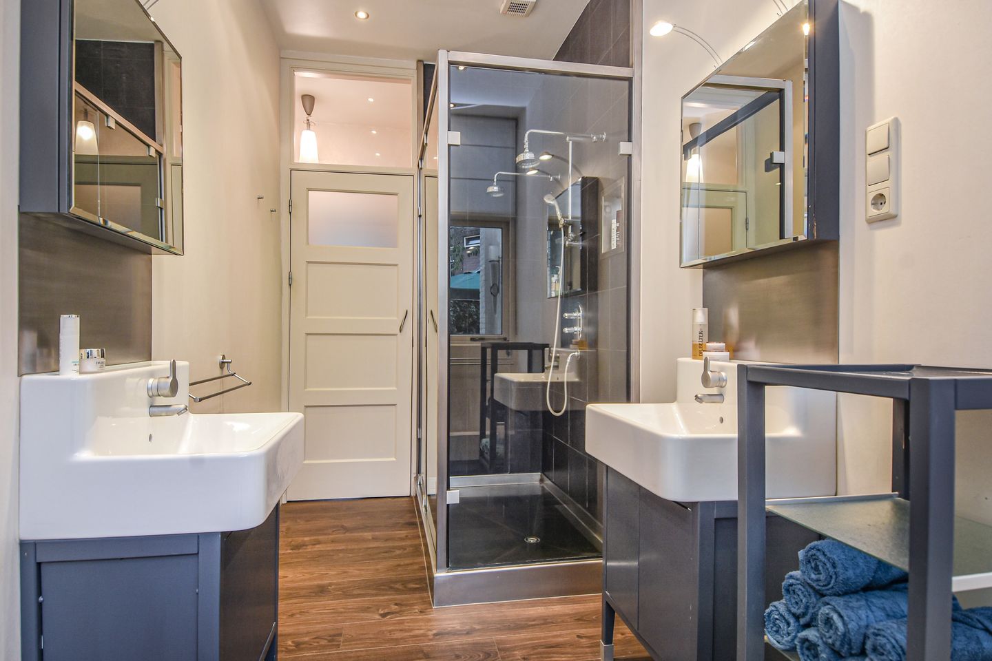 Foto 49 van d'Aumeriestraat 2