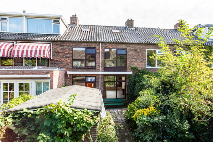 Foto 16 van Reginastraat 11