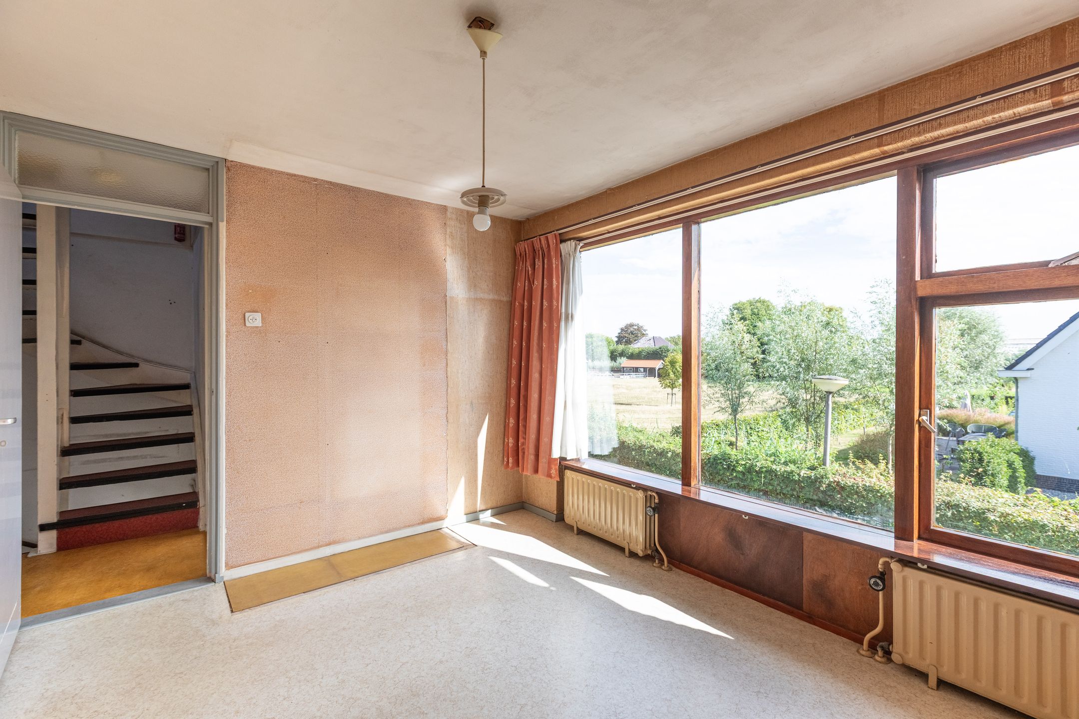 Foto 30 van Reginastraat 11