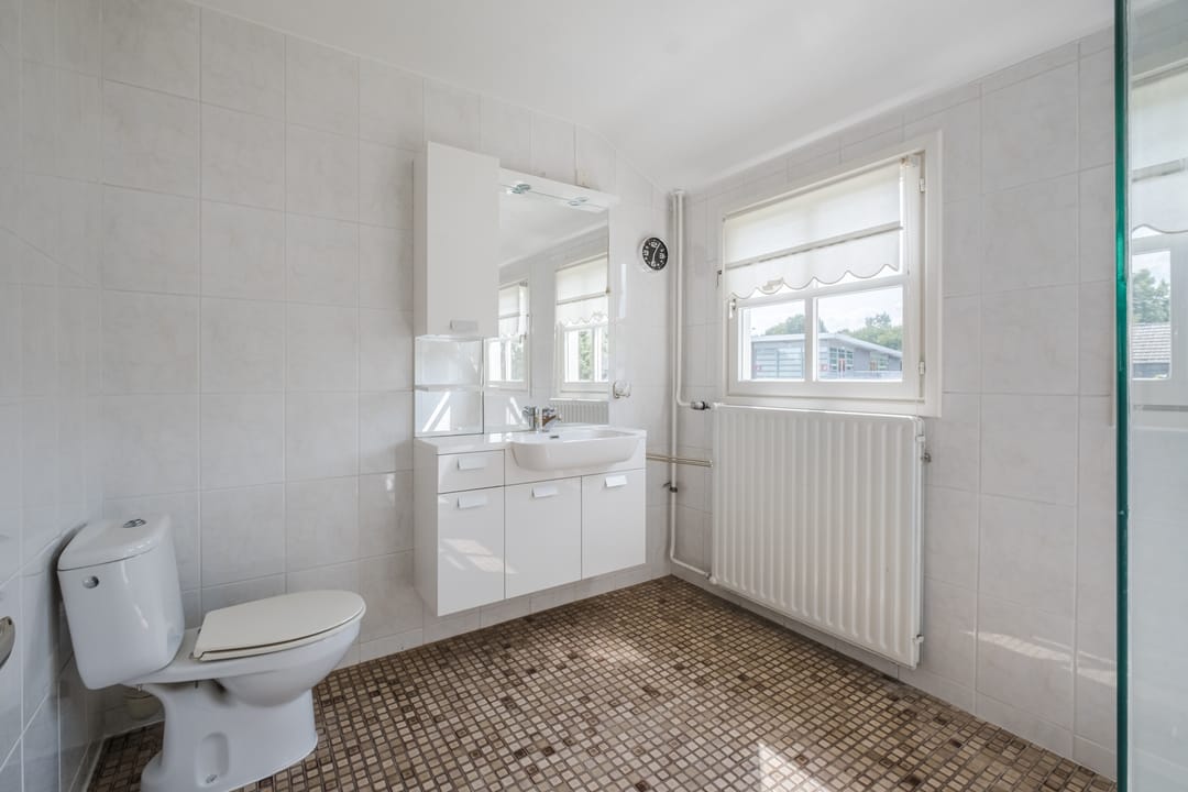 Photo 28 of Grensweg 40