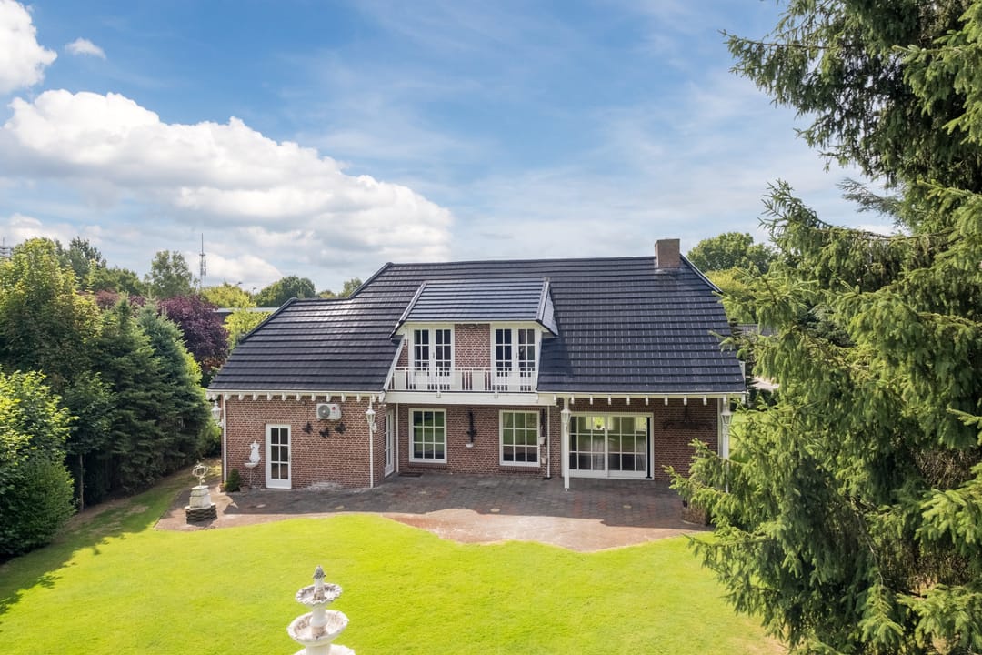 Photo 37 of Grensweg 40