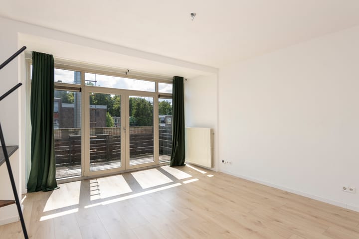 Photo 6 of Wandelboslaan 32-A