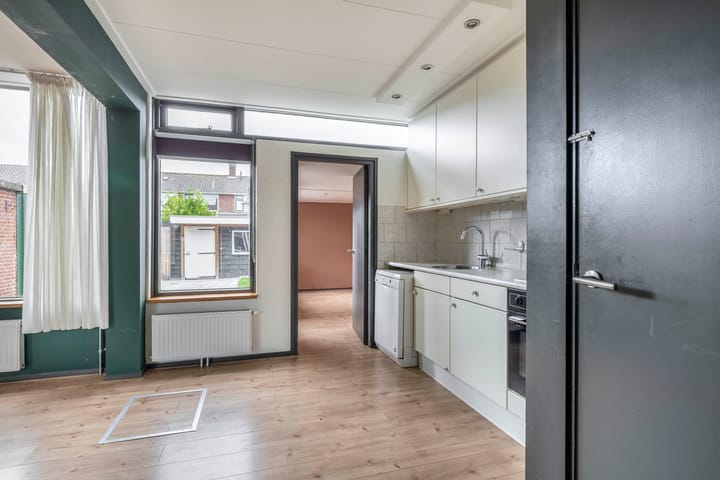 Photo 8 of Acaciastraat 11