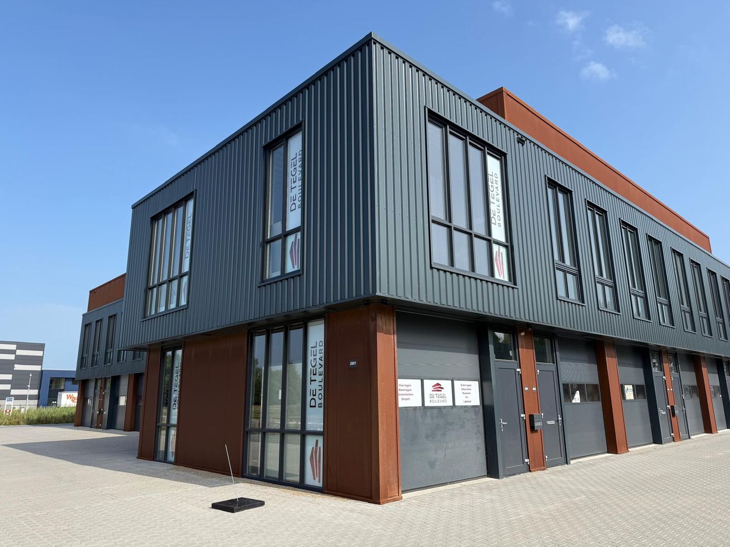 View photo 1 of Bijsterhuizen 3001-001