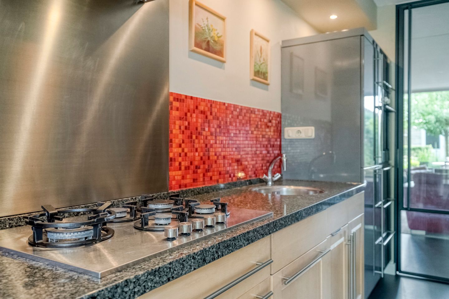 Foto 14 van Mgr. Verrietstraat 7