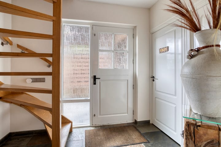 Photo 12 of M. Siegenbeekstraat 4