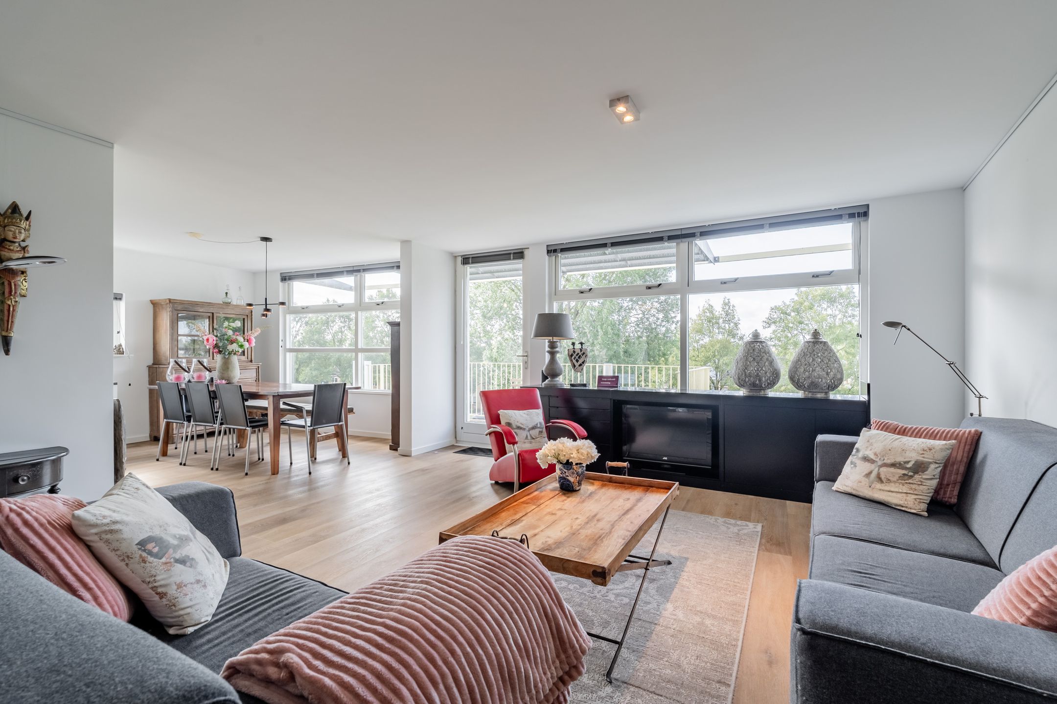 Foto 6 van Felix de Nobelhof 25