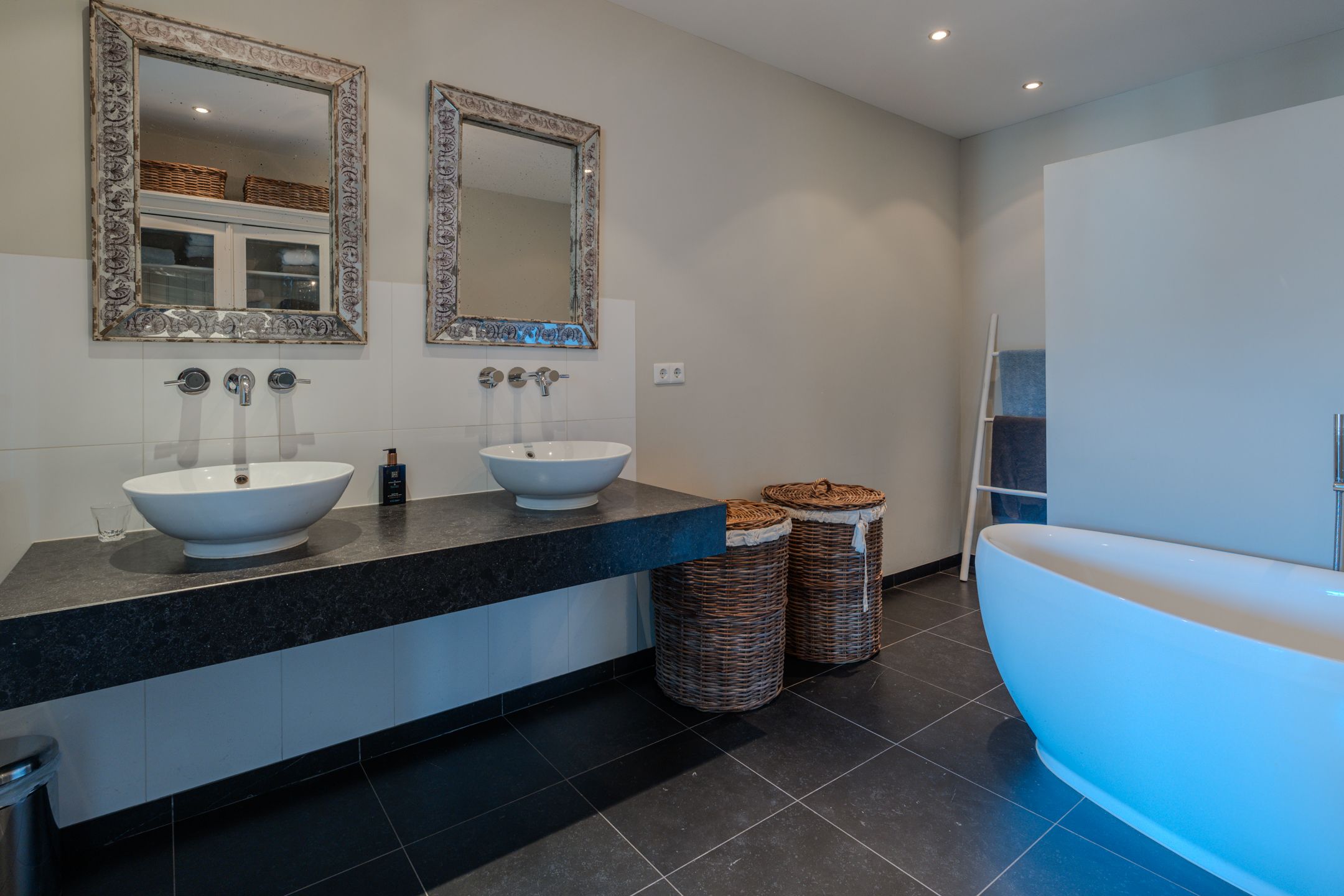 Foto 24 van Nieuweweg 221