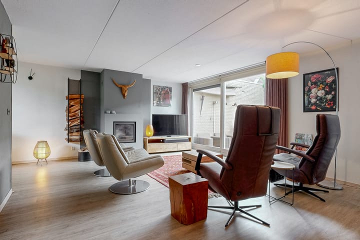 Photo 2 of Baesjoulaan 17