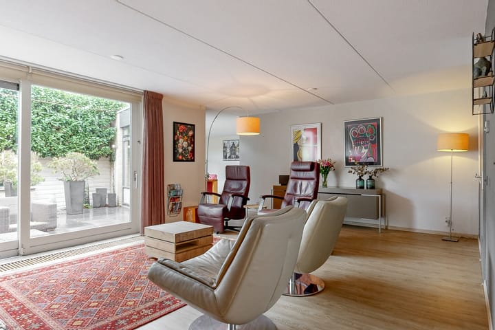 Photo 8 of Baesjoulaan 17