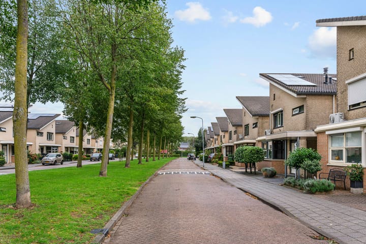 Photo 34 of Baesjoulaan 17