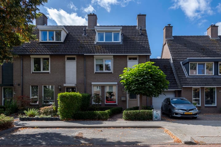 Foto 1 van Baronielaan 31