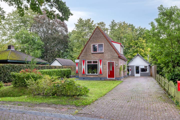 Foto 7 van Oosterse Es 67