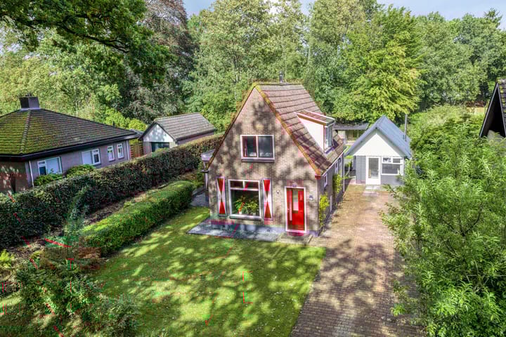 Foto 8 van Oosterse Es 67