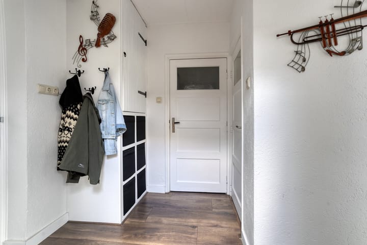 Foto 24 van Oosterse Es 67