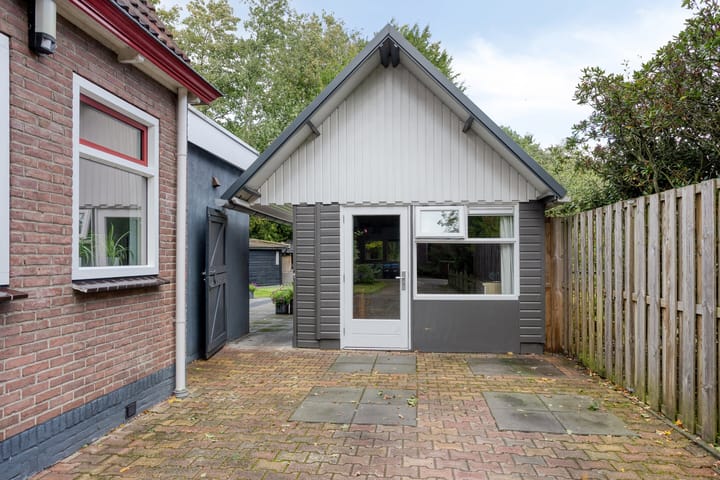 Foto 40 van Oosterse Es 67