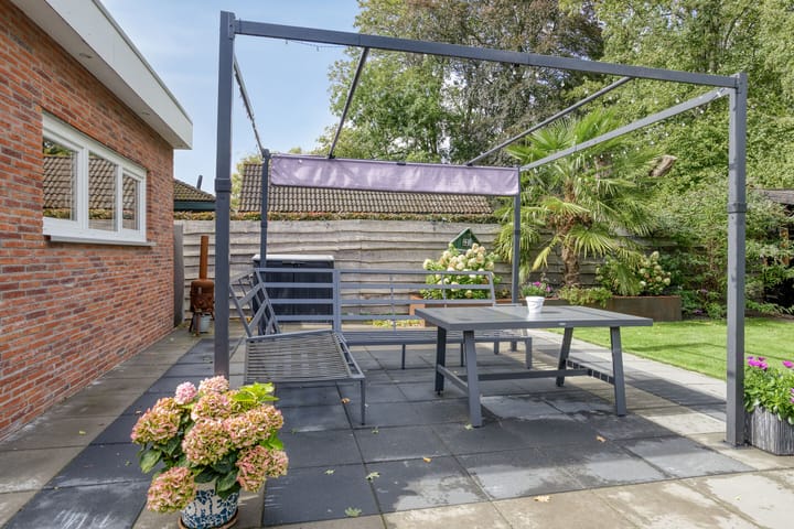 Foto 44 van Oosterse Es 67