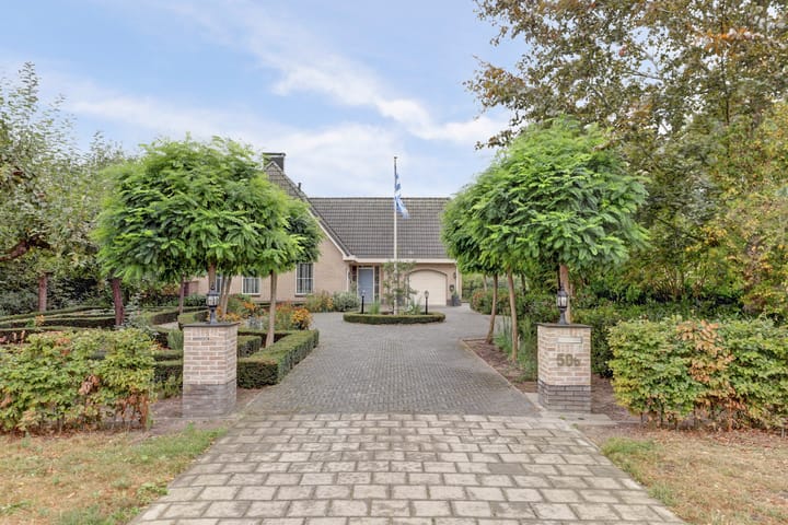 Foto 36 van Hoofdweg 50-B