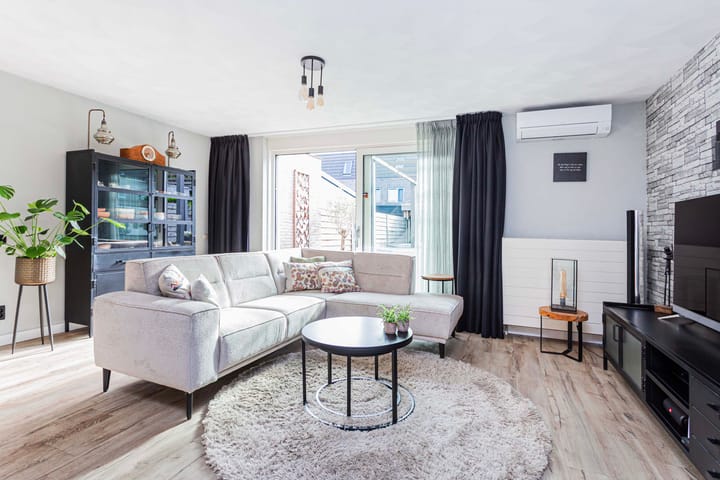 Foto 3 van Adderwortel 16