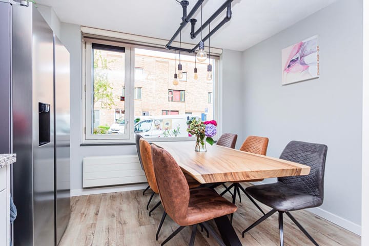 Foto 9 van Adderwortel 16