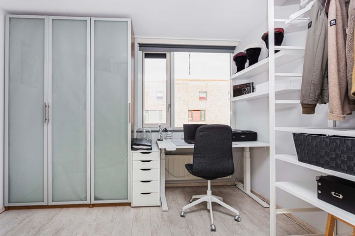 Foto 26 van Adderwortel 16