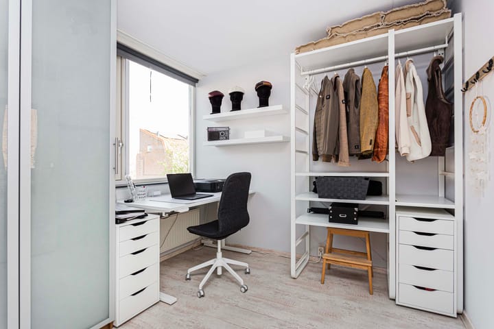 Foto 27 van Adderwortel 16