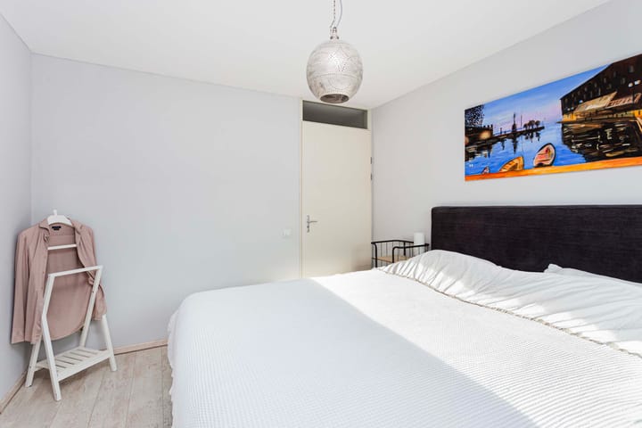 Foto 32 van Adderwortel 16