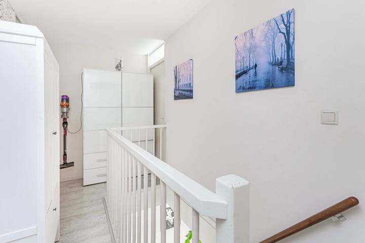 Foto 35 van Adderwortel 16