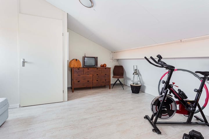 Foto 44 van Adderwortel 16