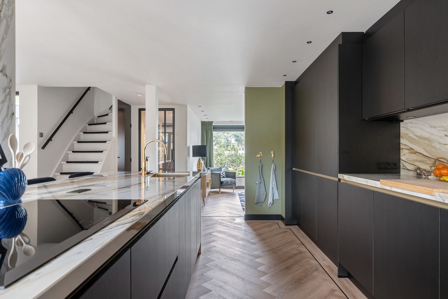 Foto 19 van Frederik Hendriklaan 29