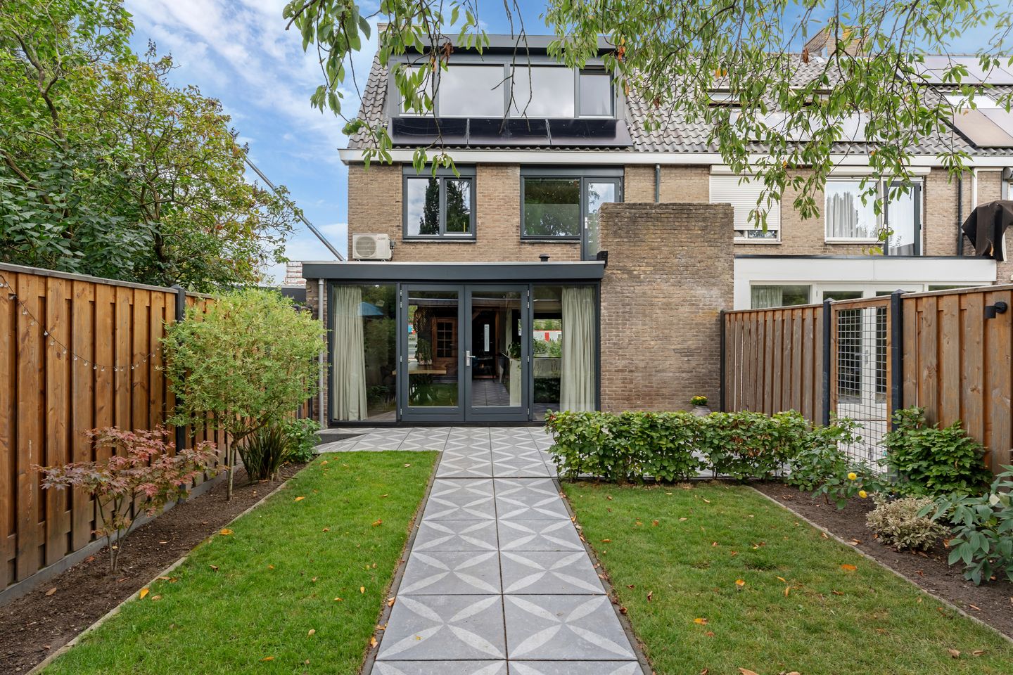 Foto 29 van Frederik Hendriklaan 29