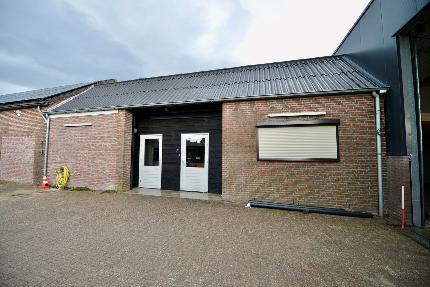 View photo 2 of Kooiweg 1-A