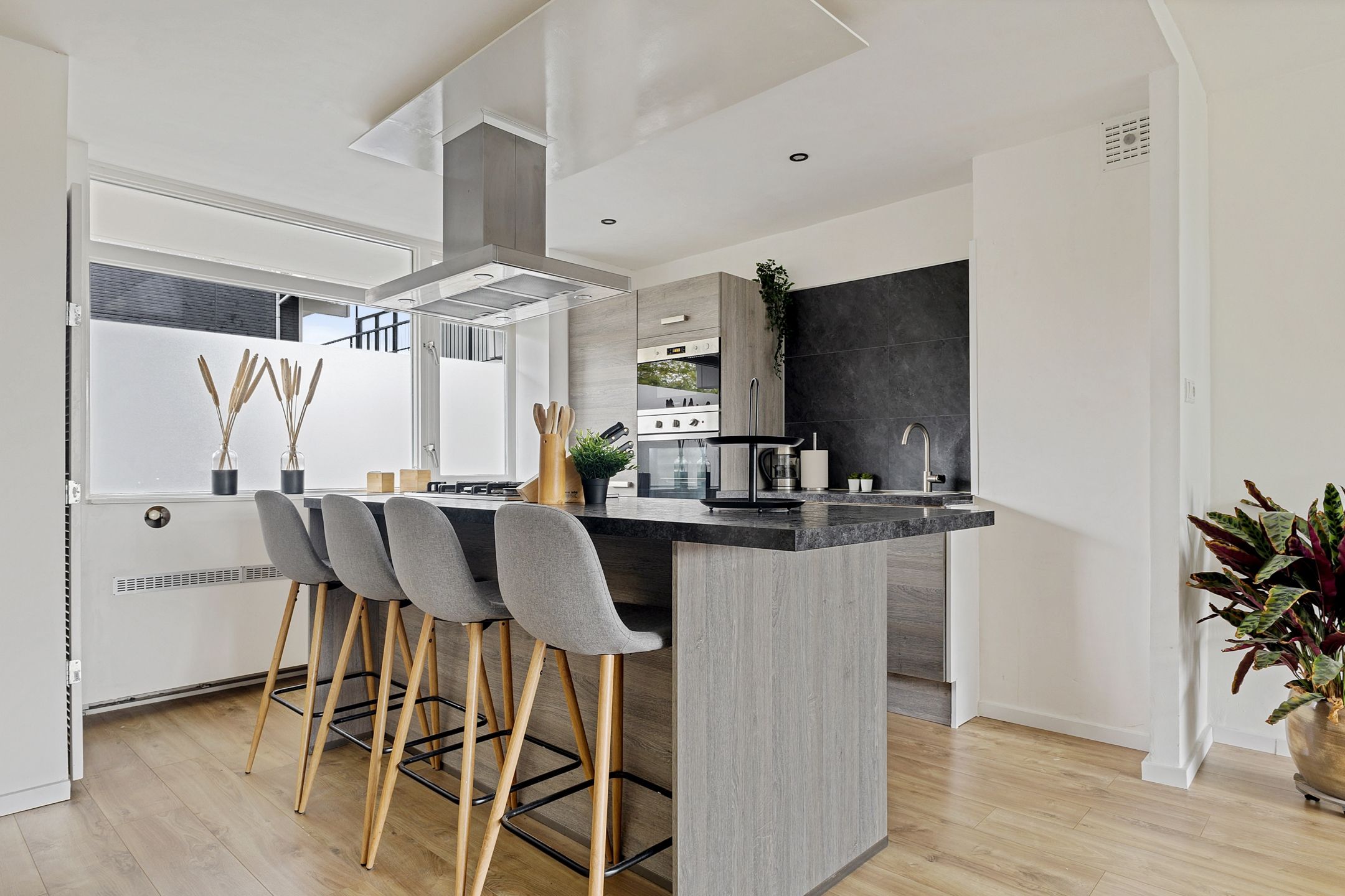 Foto 3 van Plutostraat 80