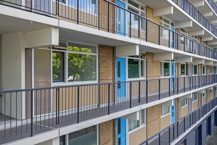 Foto 9 van Plutostraat 80