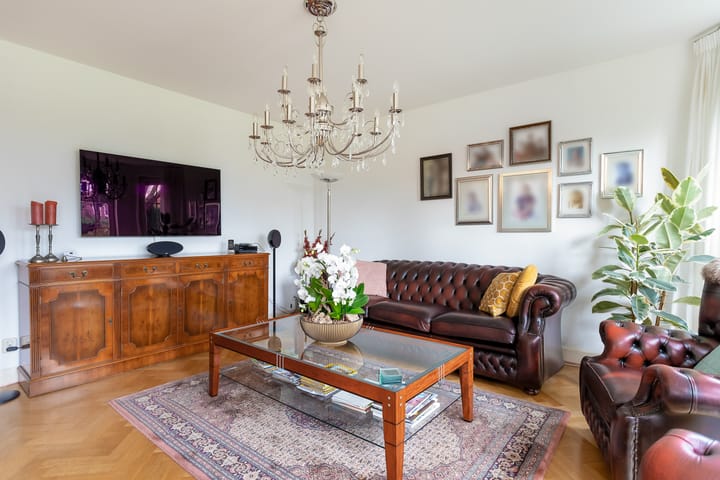 Photo 8 of Katwoudestraat 1