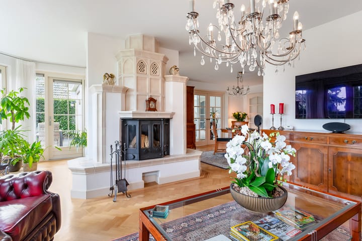 Photo 12 of Katwoudestraat 1