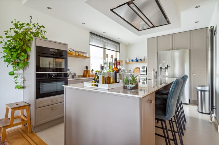 Photo 17 of Katwoudestraat 1