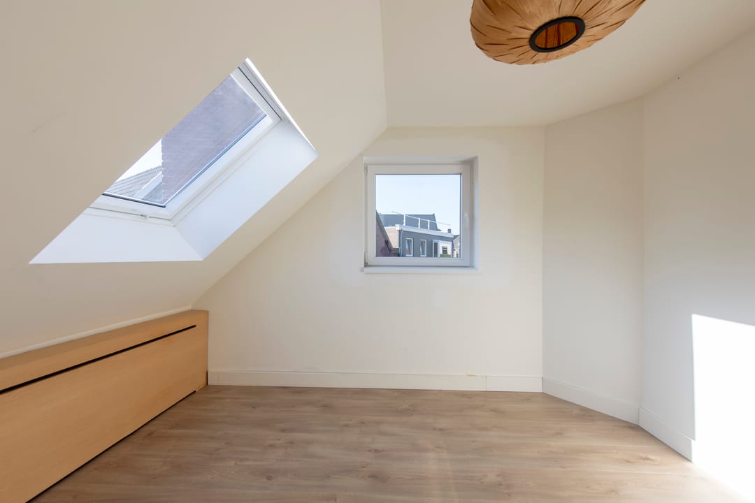 Photo 17 of Piusstraat 144