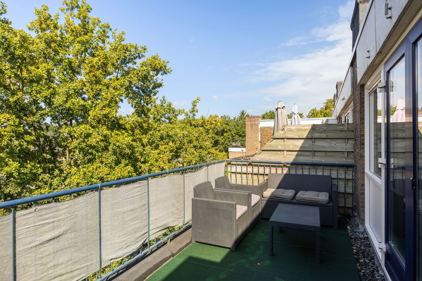 Photo 14 of Kombos 55